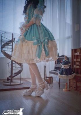 丰满诱人的岳伦理_蓝光日韩免费观看